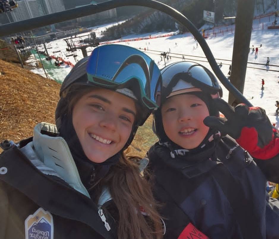 ANZEHLIKA 安杰利卡 教練